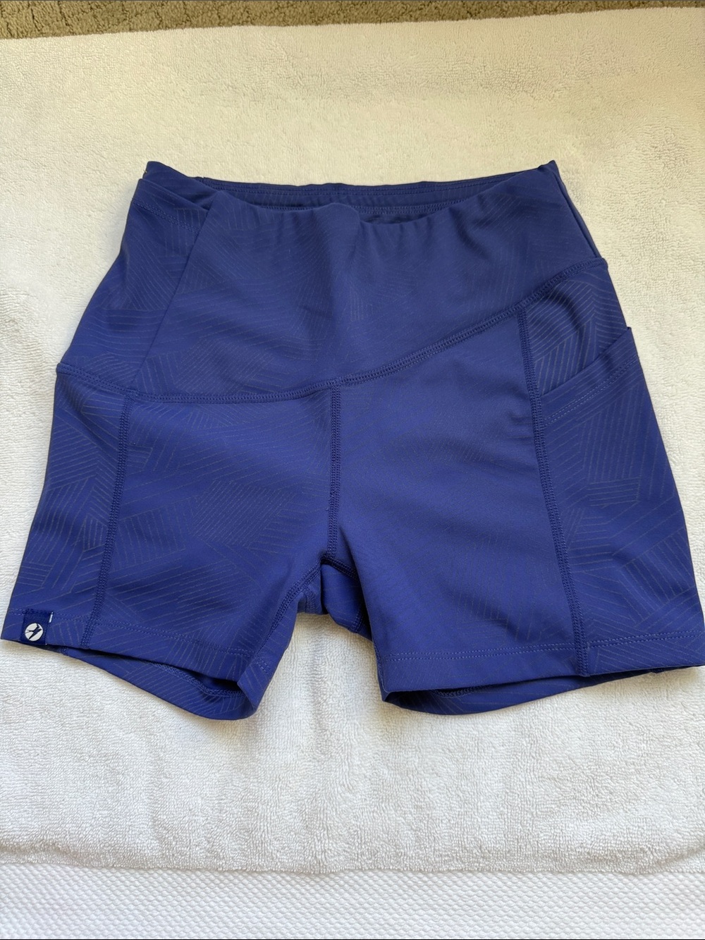 oiselle Deep Blue High-Rise Reflective Firecracker Running Shorts